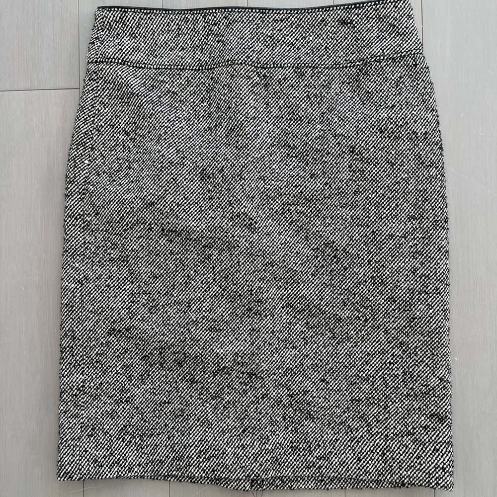 Banana republic tweed pencil skirt